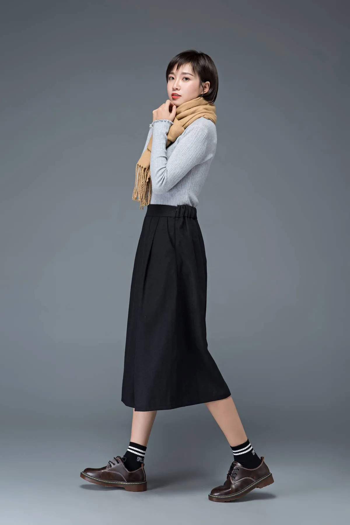 black skirt, wool skirt, womens skirts, midi skirt, pleated skirt, pocket skirt, winter skirt, warm skirt, work skirt, skirt C1181