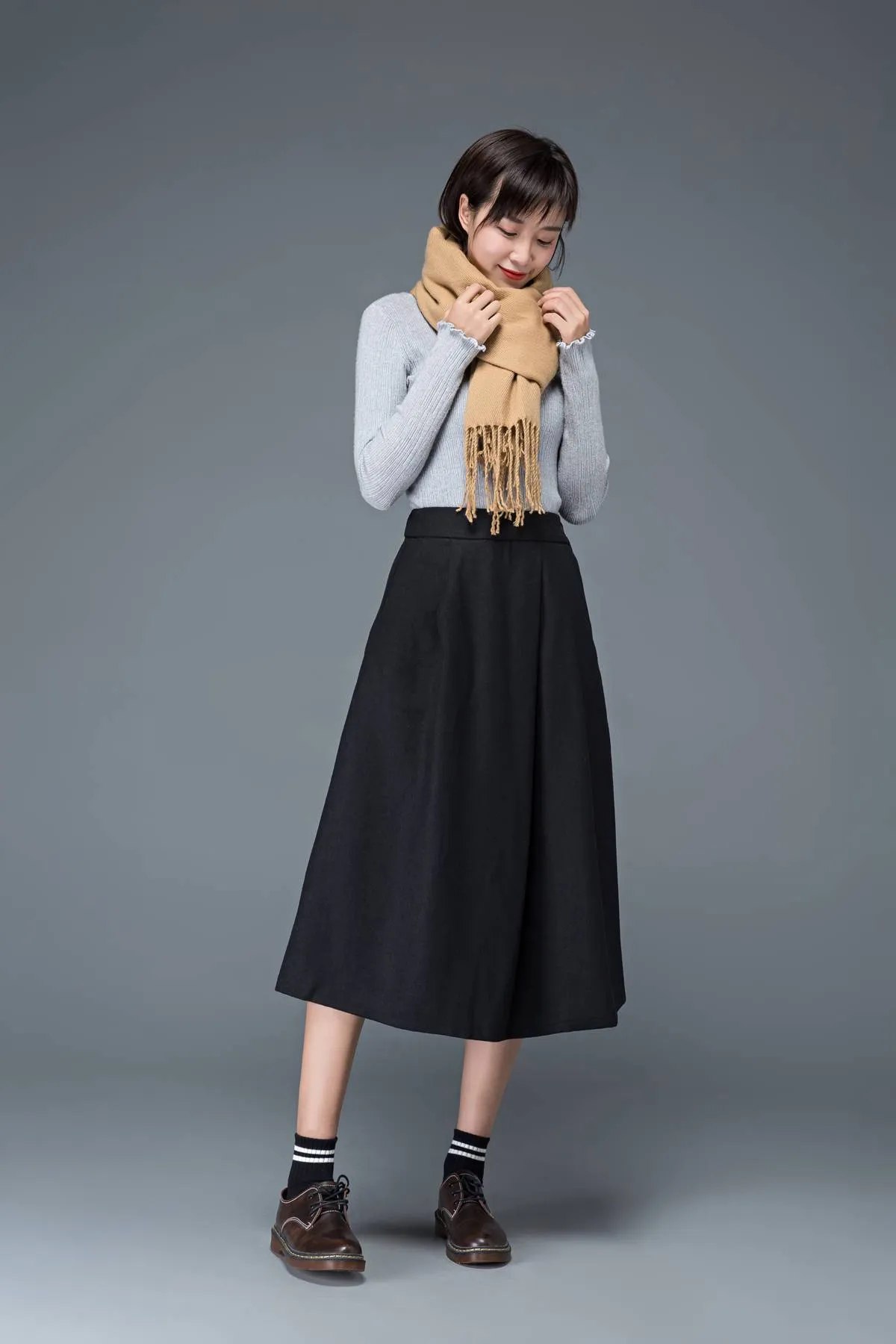 black skirt, wool skirt, womens skirts, midi skirt, pleated skirt, pocket skirt, winter skirt, warm skirt, work skirt, skirt C1181