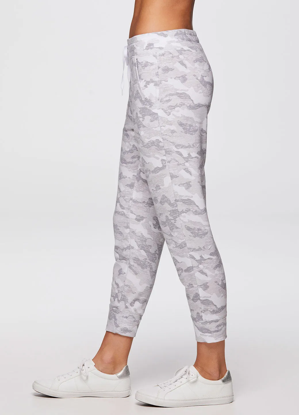 Camo Everyday Cropped Jogger