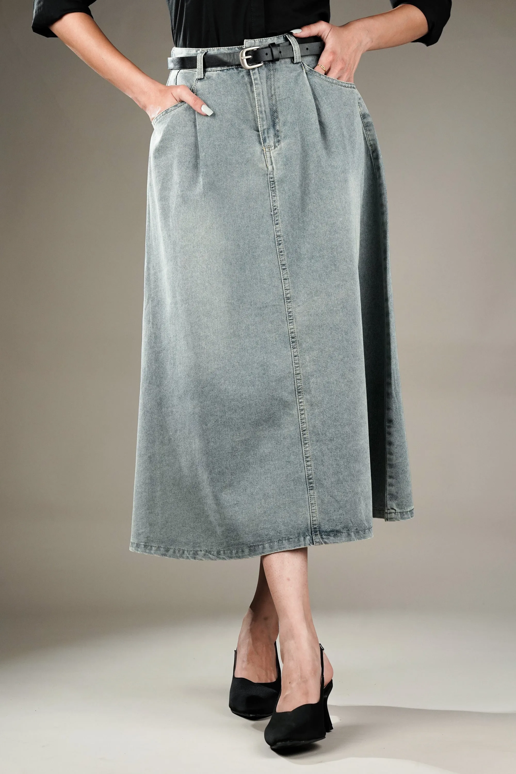 Denim A-line skirt With Belt