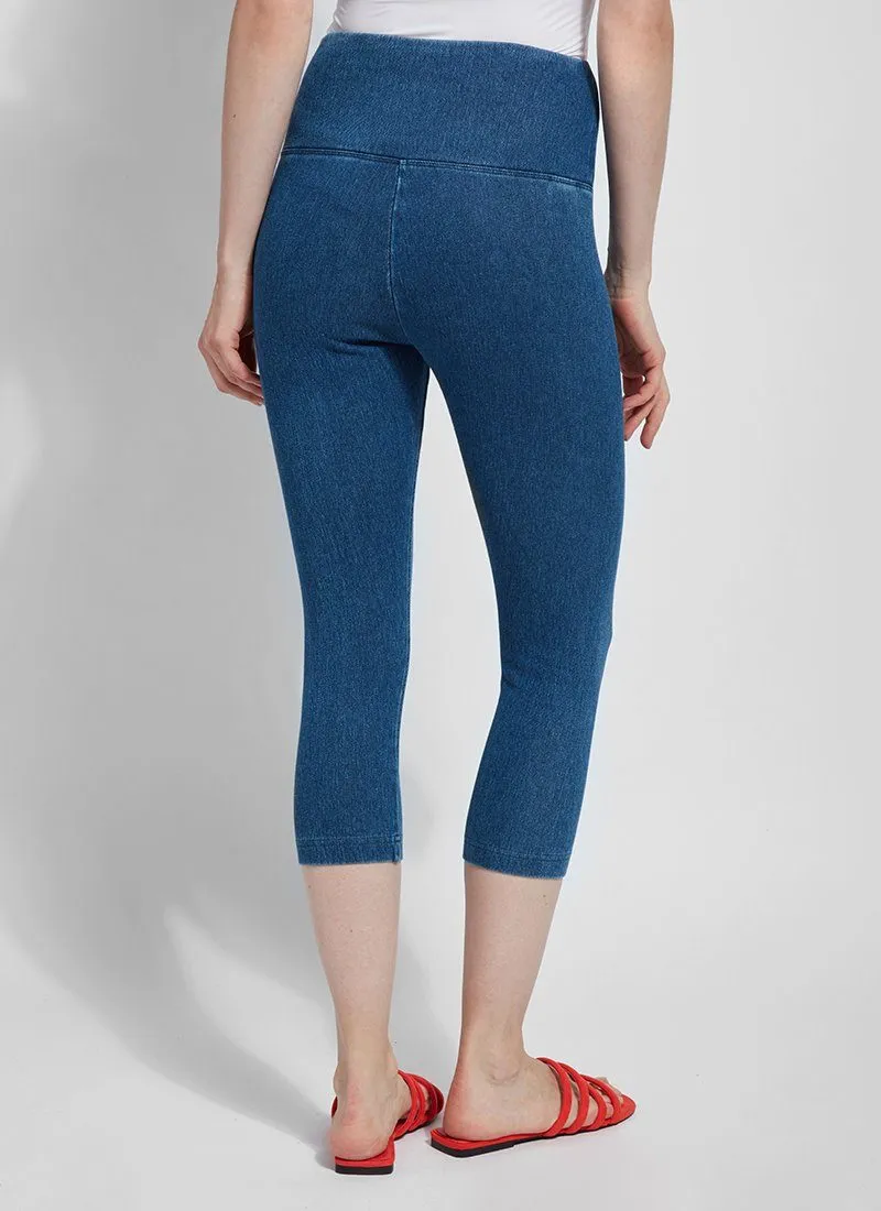 Denim Capri (Plus Size, 21.5" Inseam)