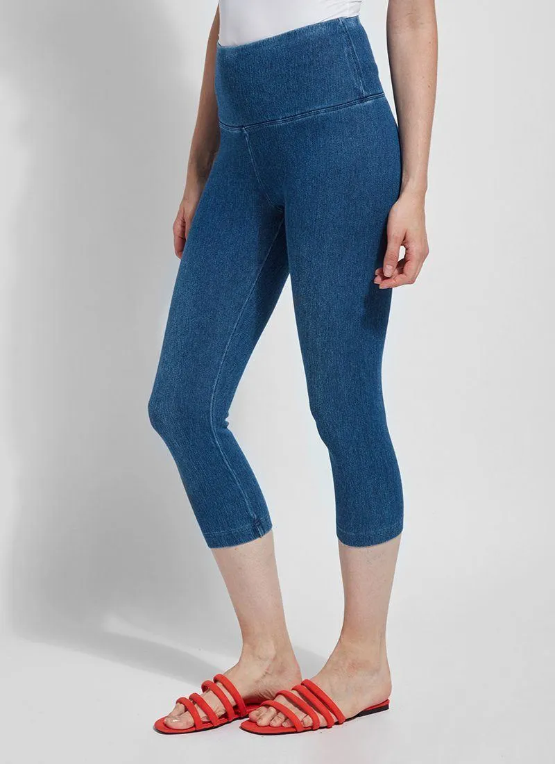 Denim Capri (Plus Size, 21.5" Inseam)