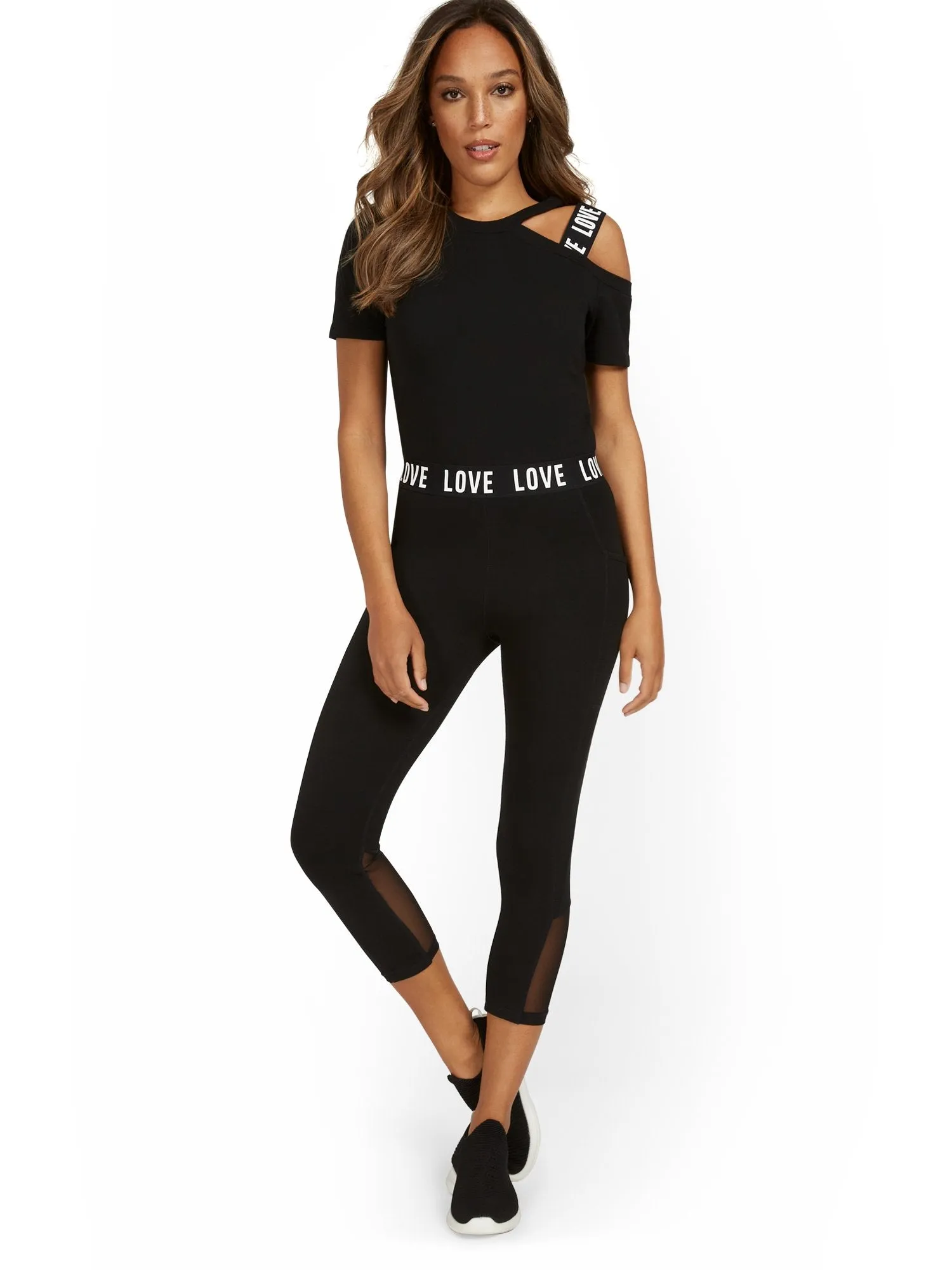 Love High-Waisted Mesh Pocket Capri Legging