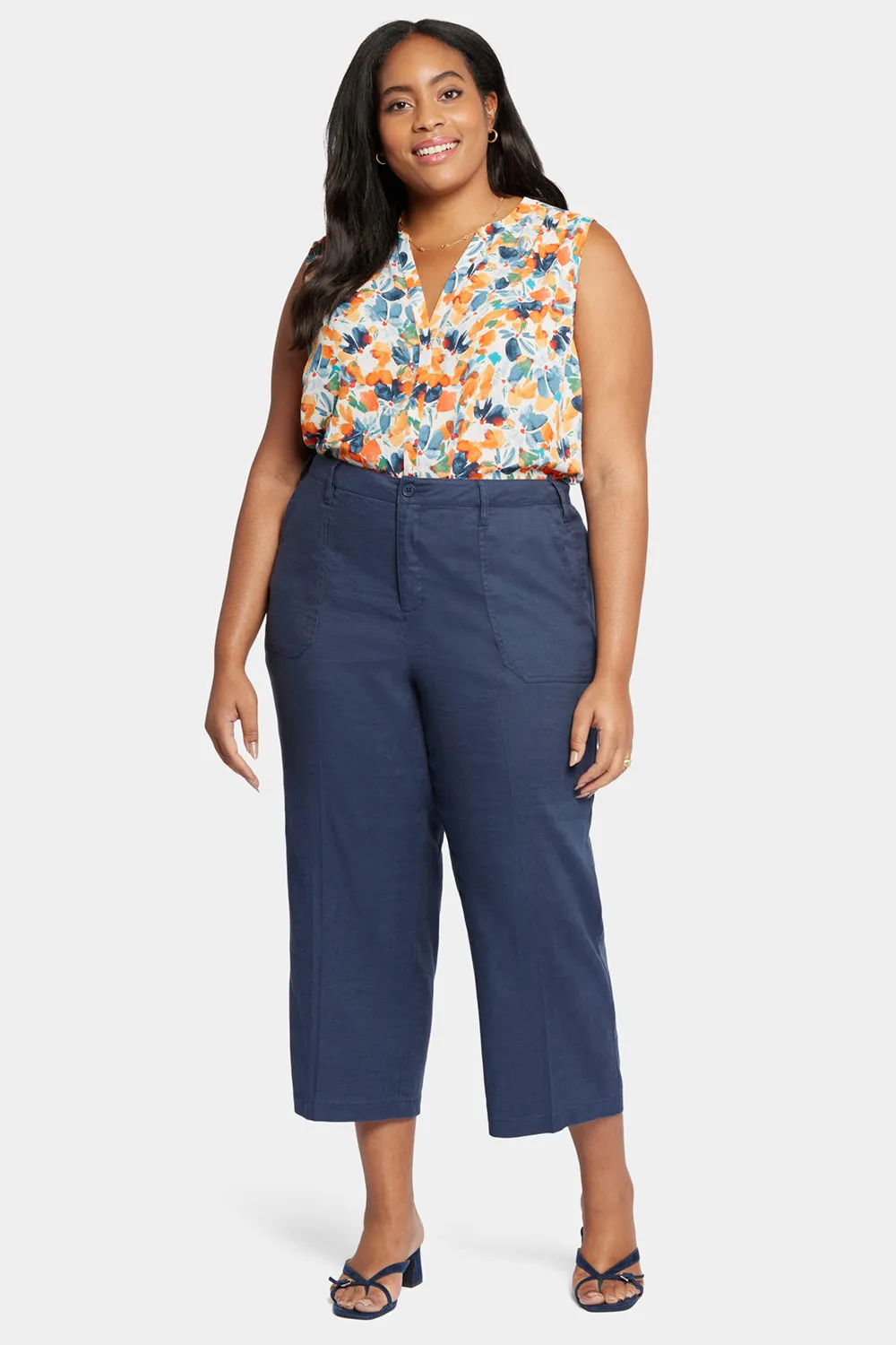 Wide Leg Cargo Capri Pants In Plus Size - Oxford Navy